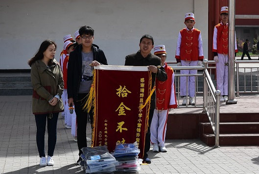 山西盛大鋼結構走進昌源小學，感恩雷鋒精神