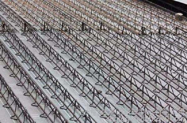 了解鋼筋桁架樓承板價格，要知道它的施工工藝