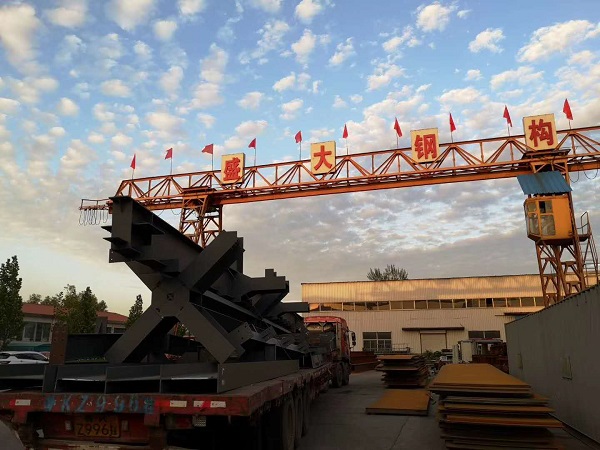 鋼結(jié)構(gòu)加工中，起重機(jī)操作技術(shù)交底
